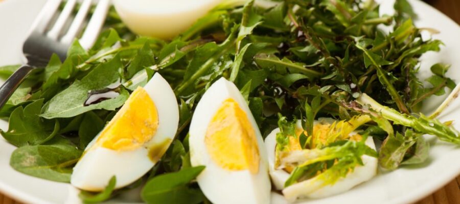 How many calories has a boiled egg and when you should worry