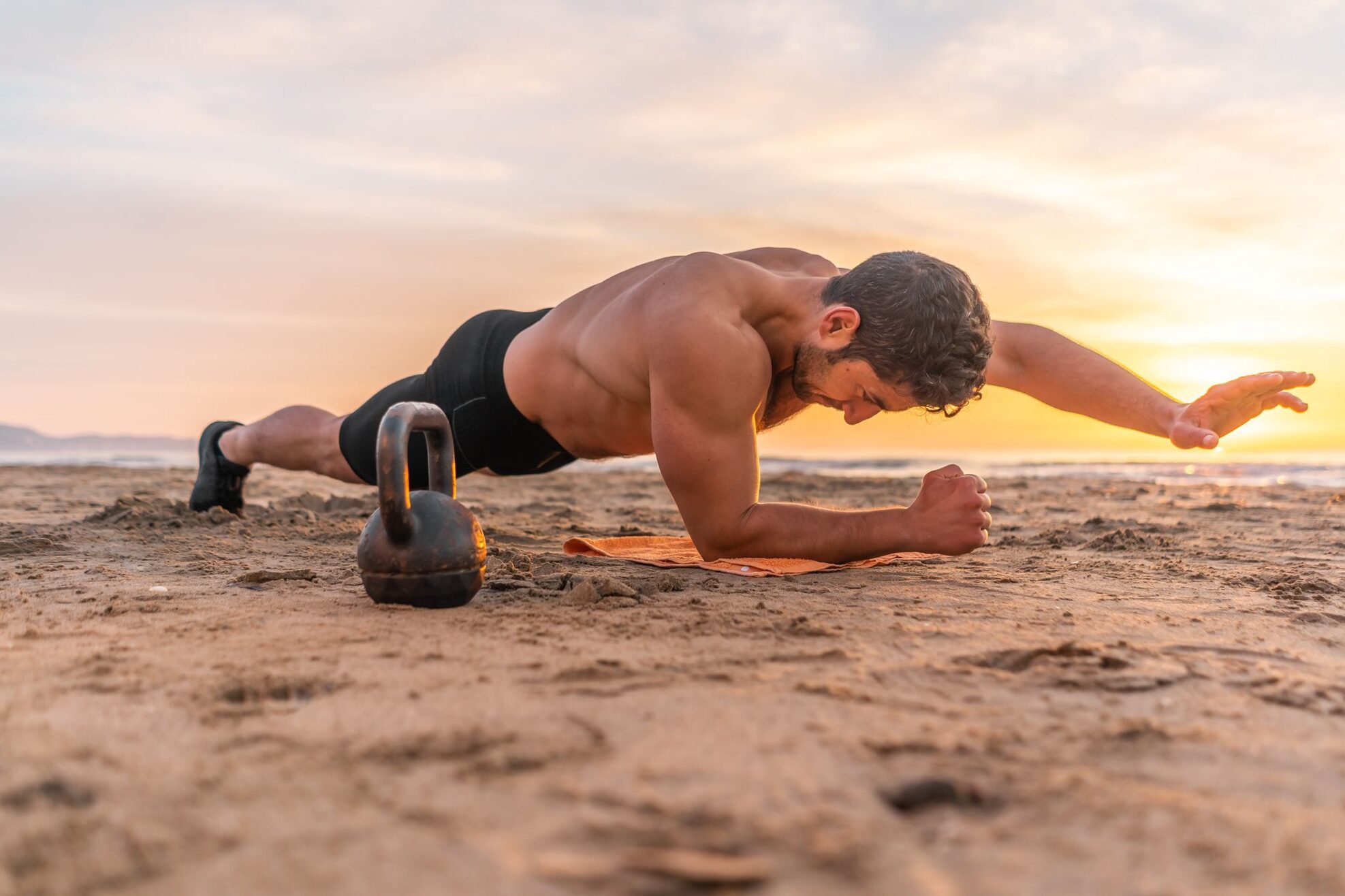 An exercise for beginners to build safe muscles