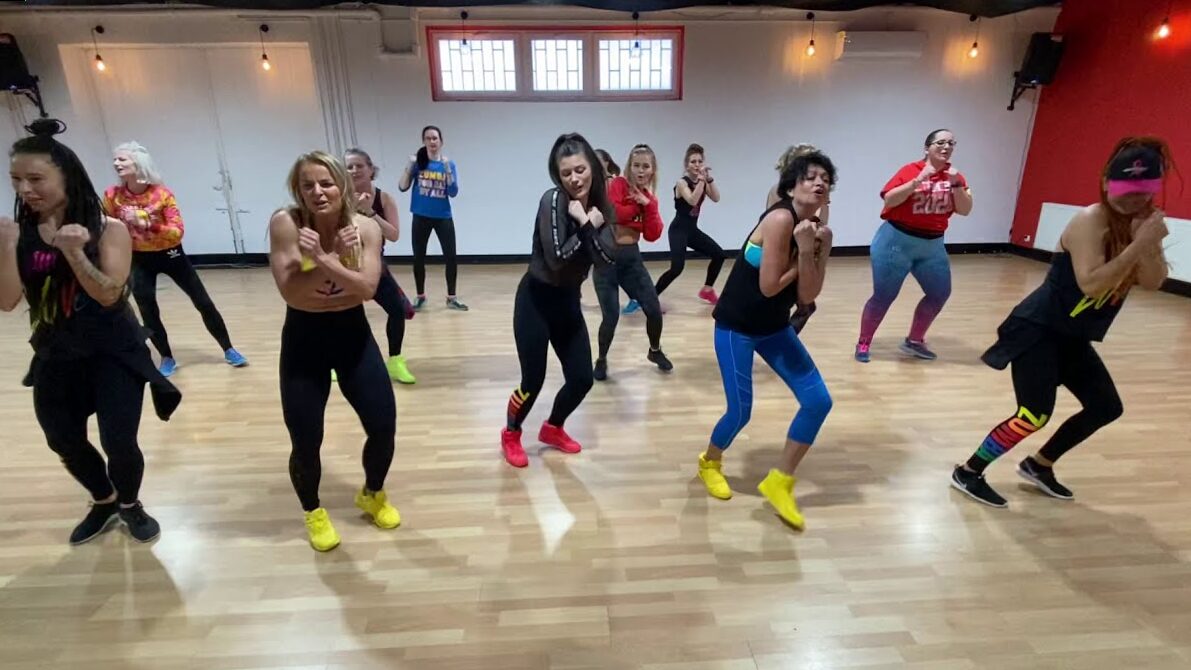 Zumba in the Méré educa-eco gym